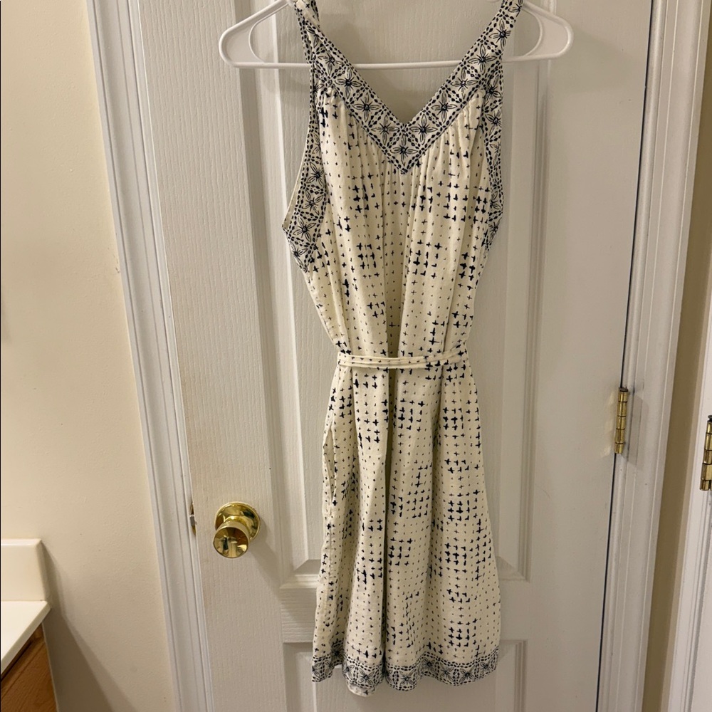 Chic Cream and Black Patterned Midi Dress with pockets!! - Picture 5 of 5